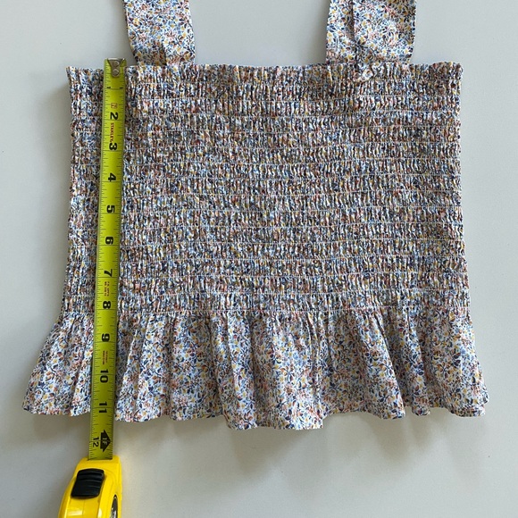 Floral top with detachable straps - Picture 8 of 8